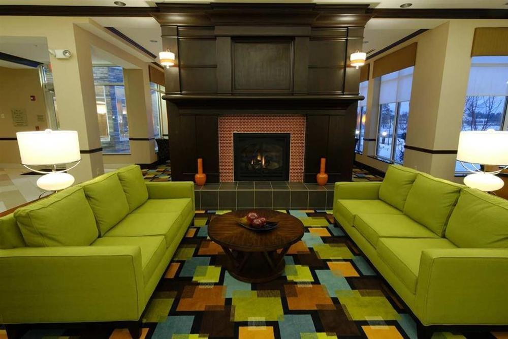 Hilton Garden Inn Cincinnati/Mason Beltér fotó